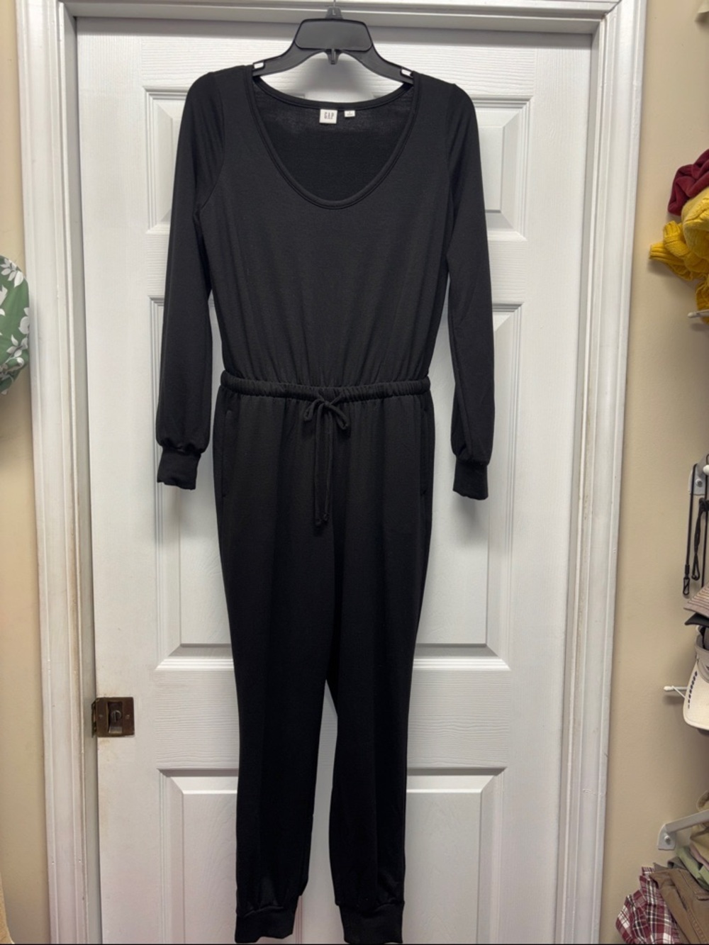 Women's Long-Sleeve Drawstring Jumpsuit in Black With Pockets Small